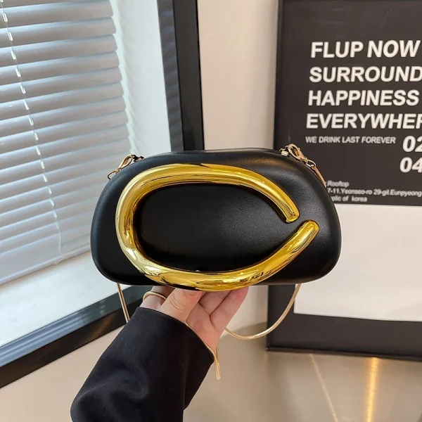 pochette de soirée sophistiquée