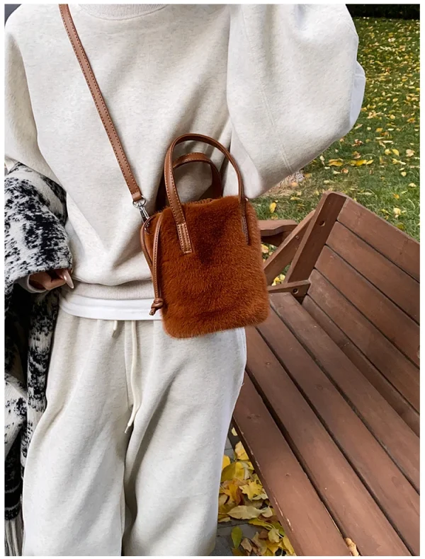 sac à main peluche pour les jeunes