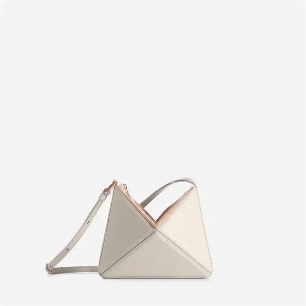 sac à main minimaliste en motif triangulaire