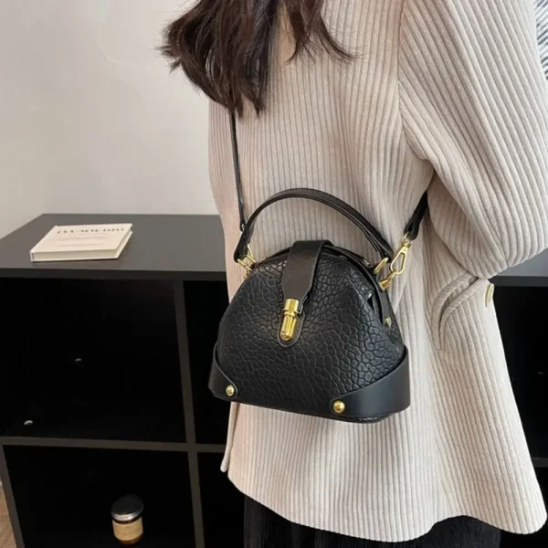 sac à bandoulière en cuir noir