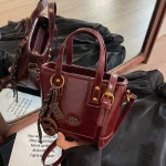 sac à main carré décontracté