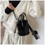 sac à main en peluche douce