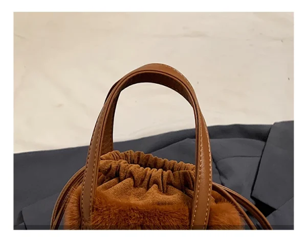 sac à main seau en tissu peluche