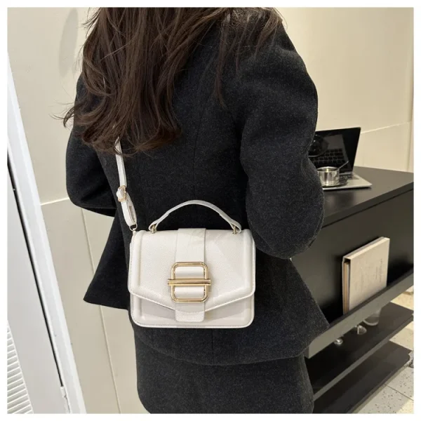 petit sac rouge chic pour occasions