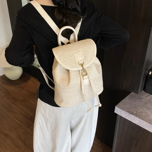 sac à dos ample en paille tressée