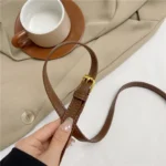 sac seau en paille à porter toute la journée