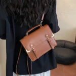 sac à dos en cuir avec poches