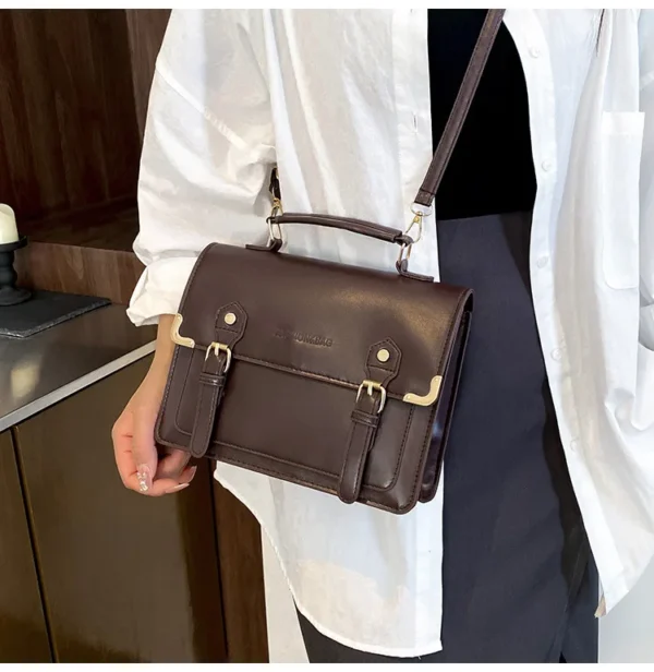 accessoire mode sac à dos en cuir