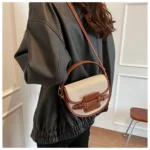 petit sac en cuir design classique