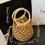 cabas en paille idéal pour transporter vos essentiels