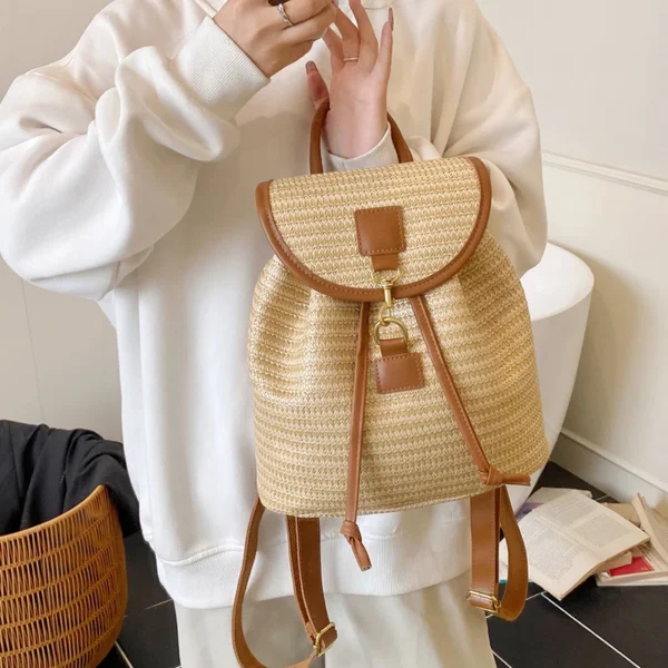 sac à dos en paille tressée pour été